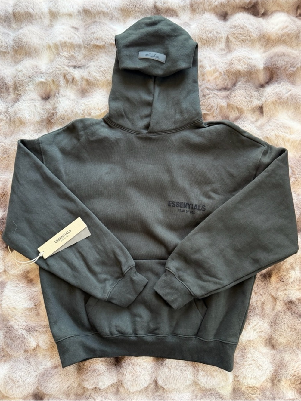Fear of God ESSENTIALS Hoodie in Olive - Picture 3 of 7